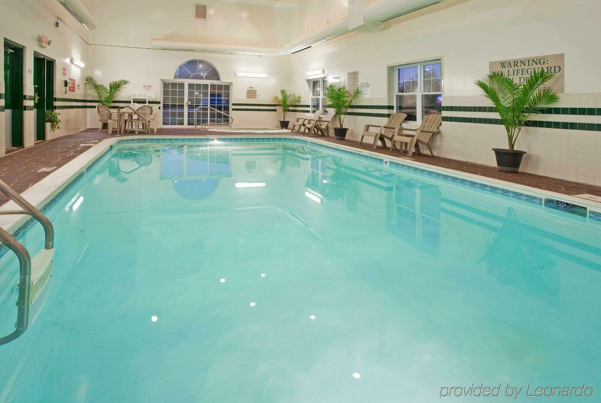 Country Inn & Suites By Radisson, Louisville East, Ky Einrichtungen foto